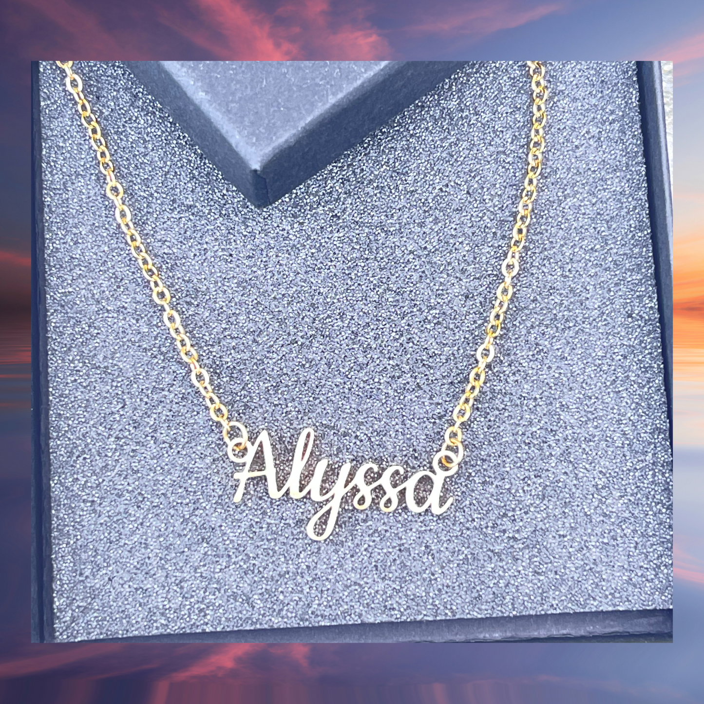 Stylish Personalized Script Name Necklace - Unique Jewelry